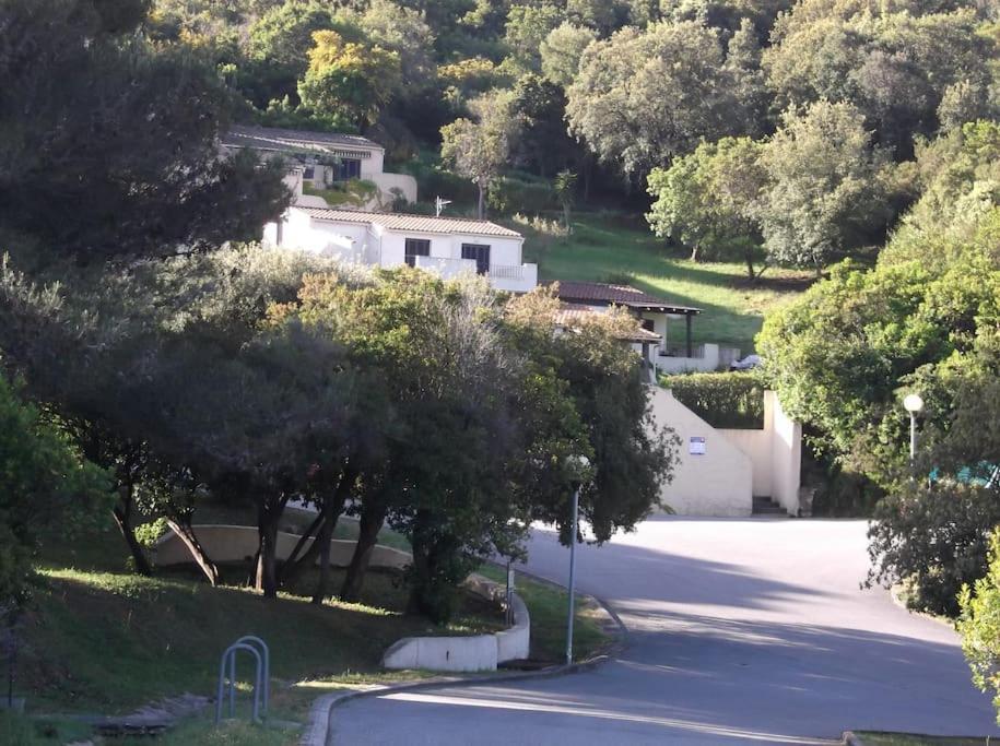 Appart 5 Personnes A Porticcio Avec 2 Piscines Materiel Enfant ,Bebe Clim Esterno foto